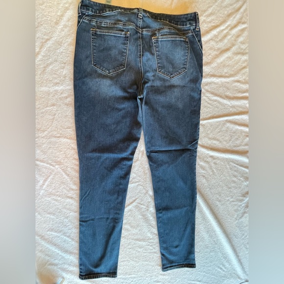 Chico’s size 1.5 stretch skinny jeans in medium wash - Picture 6 of 10
